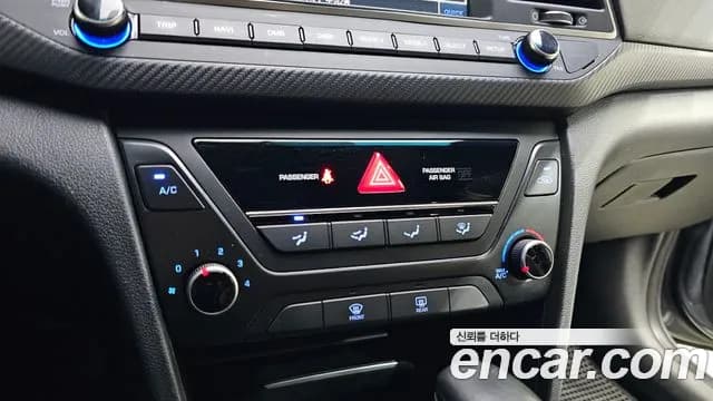 2018 Hyundai Avante AD 1.6 Turbo Sport Sold VIN KMHDR41BGJU620062 – exterior detail 2018 Hyundai Avante AD 1.6 Turbo Sport Sold VIN KMHDR41BGJU620062 – exterior detail