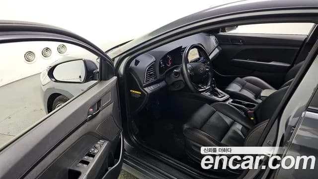 2018 Hyundai Avante AD 1.6 Turbo Sport Sold VIN KMHDR41BGJU620062 – photo 16 2018 Hyundai Avante AD 1.6 Turbo Sport Sold VIN KMHDR41BGJU620062 – photo 16