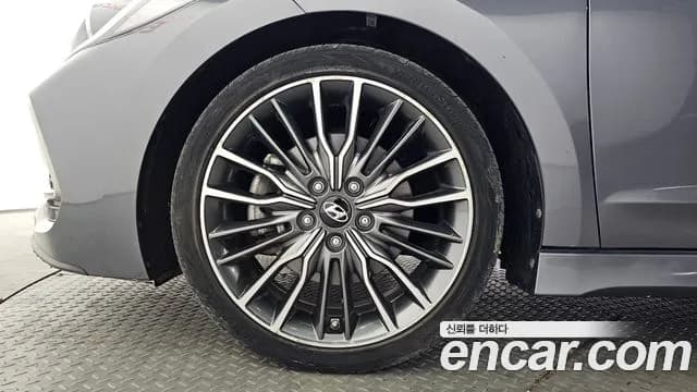 2018 Hyundai Avante AD 1.6 Turbo Sport Sold VIN KMHDR41BGJU620062 – photo 18 2018 Hyundai Avante AD 1.6 Turbo Sport Sold VIN KMHDR41BGJU620062 – photo 18