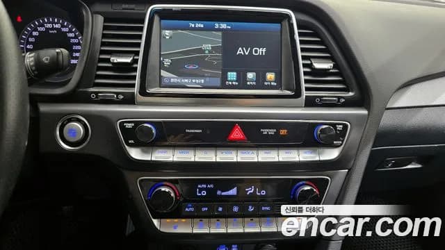2018 Hyundai Sonata New Rise 1.6 Turbo Smart Sold VIN KMHE2416GJA398268 – dashboard 2018 Hyundai Sonata New Rise 1.6 Turbo Smart Sold VIN KMHE2416GJA398268 – dashboard