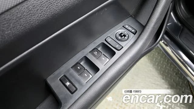 2018 Hyundai Sonata New Rise 1.6 Turbo Smart Sold VIN KMHE2416GJA398268 – interior seats 2018 Hyundai Sonata New Rise 1.6 Turbo Smart Sold VIN KMHE2416GJA398268 – interior seats