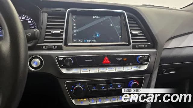 2019 Hyundai Sonata New Rise 1.6 Turbo Style Sold VIN KMHE2416GKA542389 – exterior detail 2019 Hyundai Sonata New Rise 1.6 Turbo Style Sold VIN KMHE2416GKA542389 – exterior detail