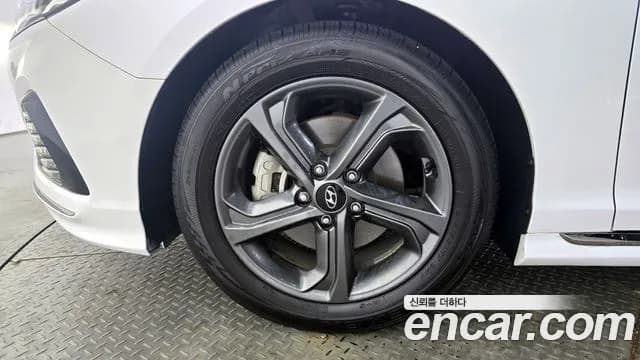 2019 Hyundai Sonata New Rise 1.6 Turbo Style Sold VIN KMHE2416GKA542389 – photo 14 2019 Hyundai Sonata New Rise 1.6 Turbo Style Sold VIN KMHE2416GKA542389 – photo 14