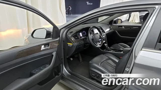 2018 Hyundai Sonata New Rise 2.0 Smart Sold VIN KMHE241CBJA351026 – front exterior 2018 Hyundai Sonata New Rise 2.0 Smart Sold VIN KMHE241CBJA351026 – front exterior