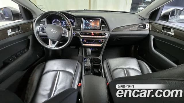 2018 Hyundai Sonata New Rise 2.0 Smart Sold VIN KMHE241CBJA351026 – dashboard 2018 Hyundai Sonata New Rise 2.0 Smart Sold VIN KMHE241CBJA351026 – dashboard