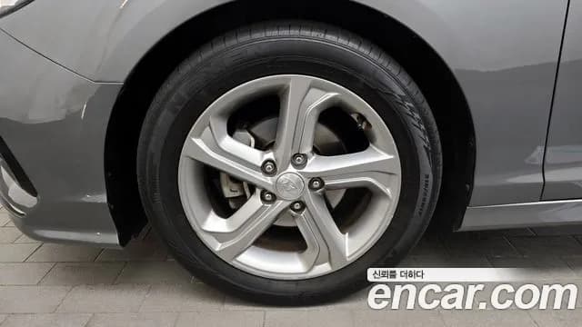2018 Hyundai Sonata New Rise 2.0 Smart Sold VIN KMHE241CBJA351026 – undercarriage 2018 Hyundai Sonata New Rise 2.0 Smart Sold VIN KMHE241CBJA351026 – undercarriage