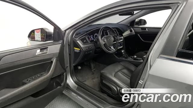 2018 Hyundai Sonata New Rise 2.0 Smart Sold VIN KMHE241CBJA370656 – front exterior 2018 Hyundai Sonata New Rise 2.0 Smart Sold VIN KMHE241CBJA370656 – front exterior