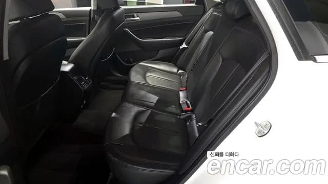 2018 Hyundai Sonata New Rise 2.0 Smart Sold VIN KMHE241CBJA405086 – trunk area 2018 Hyundai Sonata New Rise 2.0 Smart Sold VIN KMHE241CBJA405086 – trunk area