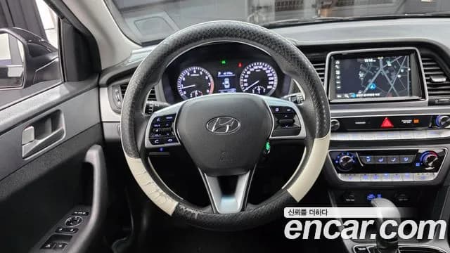 2019 Hyundai Sonata New Rise 2.0 Style Sold VIN KMHE241CBKA518340 – photo 15 2019 Hyundai Sonata New Rise 2.0 Style Sold VIN KMHE241CBKA518340 – photo 15