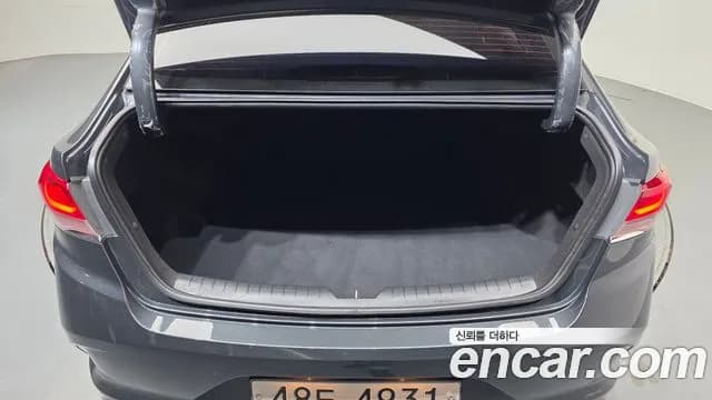 2019 Hyundai Sonata New Rise 2.0 Smart Spicial Sold VIN KMHE241CBKA539050 – interior seats 2019 Hyundai Sonata New Rise 2.0 Smart Spicial Sold VIN KMHE241CBKA539050 – interior seats