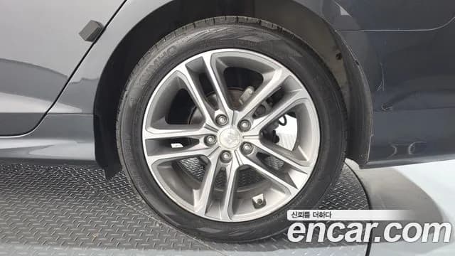 2019 Hyundai Sonata New Rise 2.0 Style Sold VIN KMHE241CBKA540857 – photo 13 2019 Hyundai Sonata New Rise 2.0 Style Sold VIN KMHE241CBKA540857 – photo 13