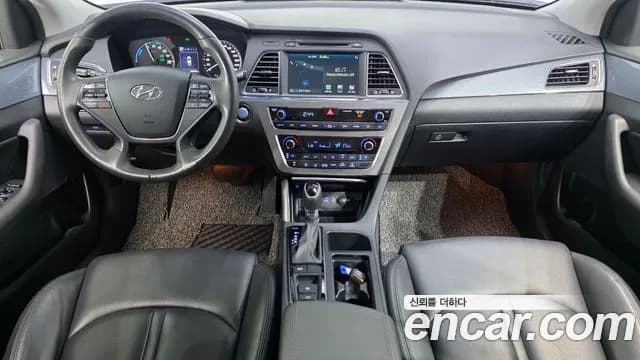 2017 Hyundai LF Sonata Hybrid 2.0 HEV Sold VIN KMHE3413BHA061121 – dashboard 2017 Hyundai LF Sonata Hybrid 2.0 HEV Sold VIN KMHE3413BHA061121 – dashboard