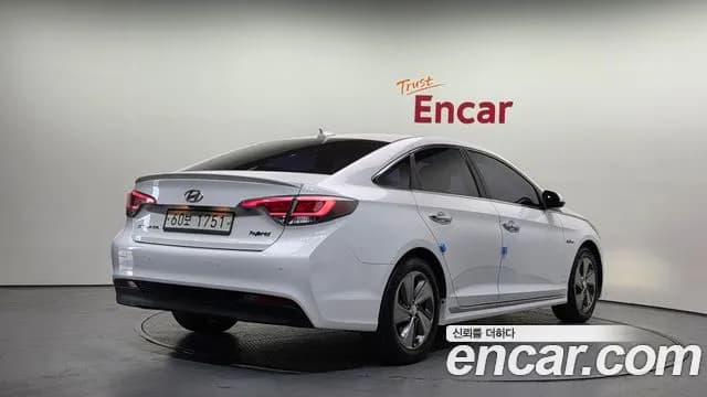 2017 Hyundai LF Sonata Hybrid 2.0 HEV Sold VIN KMHE3413BHA061121 – photo 14 2017 Hyundai LF Sonata Hybrid 2.0 HEV Sold VIN KMHE3413BHA061121 – photo 14