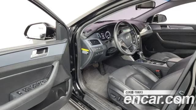 2017 Hyundai LF Sonata Hybrid 2.0 HEV Sold VIN KMHE3413BHA064305 – side profile 2017 Hyundai LF Sonata Hybrid 2.0 HEV Sold VIN KMHE3413BHA064305 – side profile