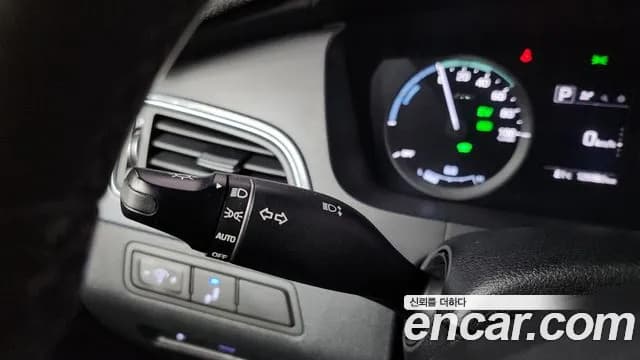 2017 Hyundai LF Sonata Hybrid 2.0 HEV Sold VIN KMHE3413BHA064305 – photo 24 2017 Hyundai LF Sonata Hybrid 2.0 HEV Sold VIN KMHE3413BHA064305 – photo 24