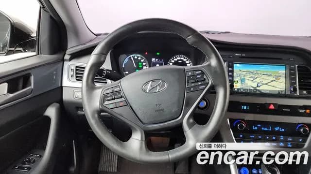 2017 Hyundai LF Sonata Hybrid 2.0 HEV Sold VIN KMHE3413BHA064305 – photo 28 2017 Hyundai LF Sonata Hybrid 2.0 HEV Sold VIN KMHE3413BHA064305 – photo 28