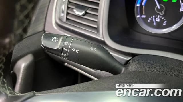 2018 Hyundai Sonata New Rise Hybrid Premium Sold VIN KMHE3413BJA068405 – front exterior 2018 Hyundai Sonata New Rise Hybrid Premium Sold VIN KMHE3413BJA068405 – front exterior