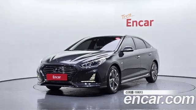 2018 Hyundai Sonata New Rise Hybrid Premium Sold VIN KMHE3413BJA068405 – interior seats 2018 Hyundai Sonata New Rise Hybrid Premium Sold VIN KMHE3413BJA068405 – interior seats