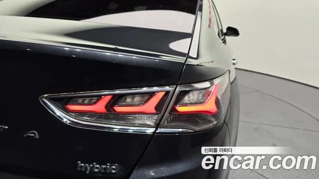 2018 Hyundai Sonata New Rise Hybrid Premium Sold VIN KMHE3413BJA068405 – photo 17 2018 Hyundai Sonata New Rise Hybrid Premium Sold VIN KMHE3413BJA068405 – photo 17