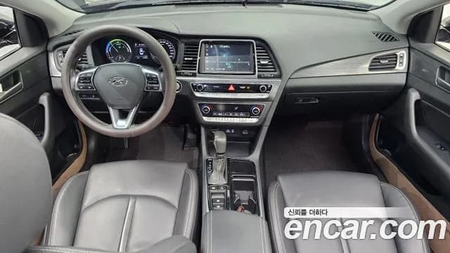 2018 Hyundai Sonata New Rise Hybrid Modern Sold VIN KMHE3413BJA068465 – rear exterior 2018 Hyundai Sonata New Rise Hybrid Modern Sold VIN KMHE3413BJA068465 – rear exterior