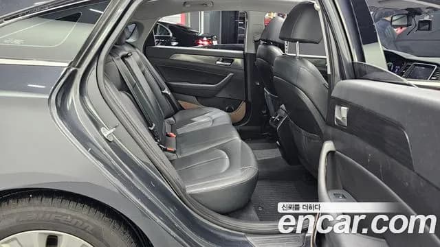 2018 Hyundai Sonata New Rise Hybrid Modern Sold VIN KMHE3413BJA068465 – photo 13 2018 Hyundai Sonata New Rise Hybrid Modern Sold VIN KMHE3413BJA068465 – photo 13