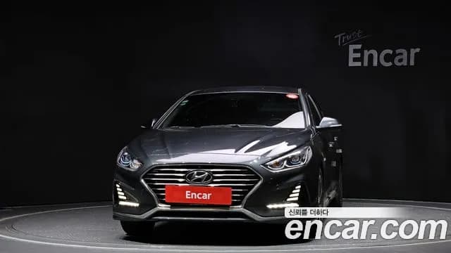 2018 Hyundai Sonata New Rise Hybrid Modern Sold VIN KMHE3413BJA070321 – interior seats 2018 Hyundai Sonata New Rise Hybrid Modern Sold VIN KMHE3413BJA070321 – interior seats