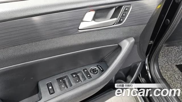2018 Hyundai Sonata New Rise Hybrid Premium Sold VIN KMHE3413BJA072454 – photo 20 2018 Hyundai Sonata New Rise Hybrid Premium Sold VIN KMHE3413BJA072454 – photo 20