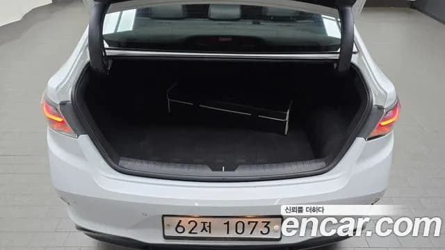 2018 Hyundai Sonata New Rise Hybrid Modern Sold VIN KMHE3413BJA072469 – undercarriage 2018 Hyundai Sonata New Rise Hybrid Modern Sold VIN KMHE3413BJA072469 – undercarriage