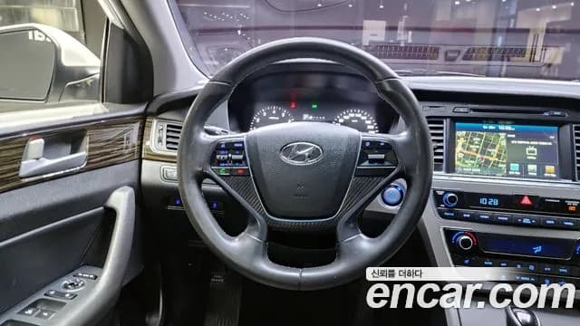 2017 Hyundai LF Sonata 2.0 Smart Sold VIN KMHE341CBHA300576 – photo 16 2017 Hyundai LF Sonata 2.0 Smart Sold VIN KMHE341CBHA300576 – photo 16