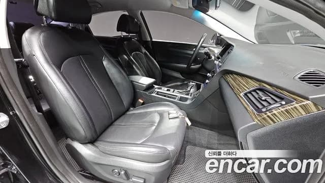 2017 Hyundai LF Sonata 2.0 Premium Sold VIN KMHE341CBHA344688 – side profile 2017 Hyundai LF Sonata 2.0 Premium Sold VIN KMHE341CBHA344688 – side profile