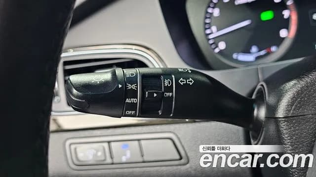 2017 Hyundai LF Sonata 2.0 Premium Sold VIN KMHE341CBHA344688 – exterior detail 2017 Hyundai LF Sonata 2.0 Premium Sold VIN KMHE341CBHA344688 – exterior detail
