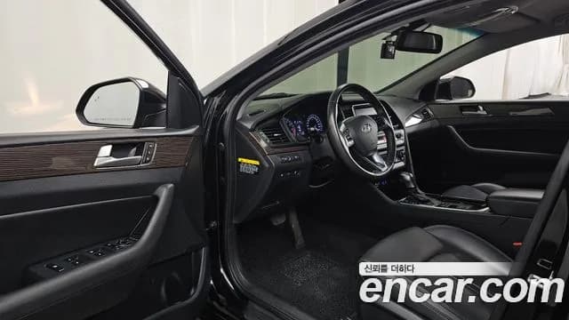 2018 Hyundai Sonata New Rise 2.0 Modern Sold VIN KMHE341CBJA363387 – trunk area 2018 Hyundai Sonata New Rise 2.0 Modern Sold VIN KMHE341CBJA363387 – trunk area