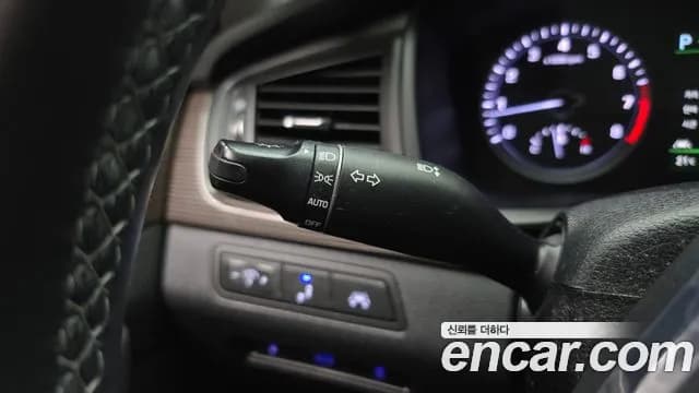 2018 Hyundai Sonata New Rise 2.0 Modern Sold VIN KMHE341CBJA406390 – exterior detail 2018 Hyundai Sonata New Rise 2.0 Modern Sold VIN KMHE341CBJA406390 – exterior detail