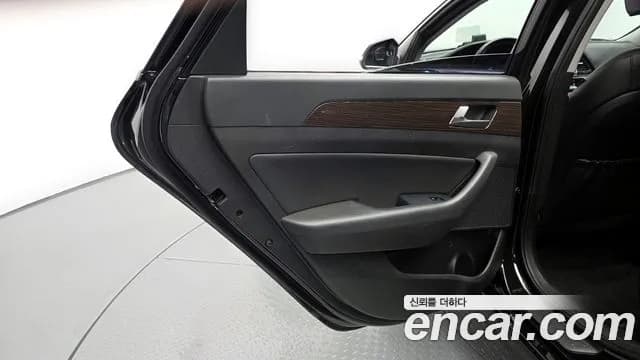 2019 Hyundai Sonata New Rise 2.0 Modern Sold VIN KMHE341CBKA542604 – exterior detail 2019 Hyundai Sonata New Rise 2.0 Modern Sold VIN KMHE341CBKA542604 – exterior detail