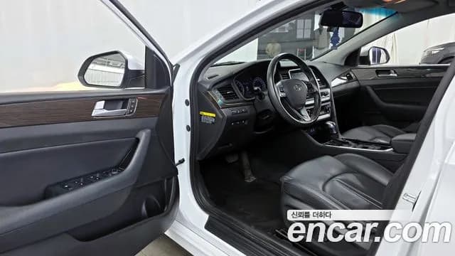 2019 Hyundai Sonata New Rise 2.0 Modern Sold VIN KMHE341CBKA547313 – exterior detail 2019 Hyundai Sonata New Rise 2.0 Modern Sold VIN KMHE341CBKA547313 – exterior detail