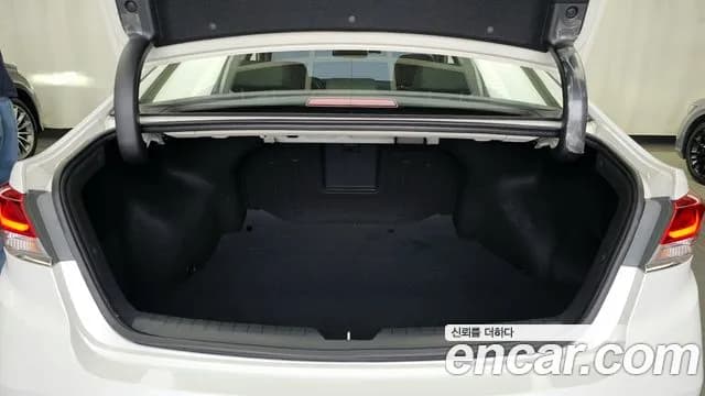 2019 Hyundai Sonata New Rise 2.0 Modern Sold VIN KMHE341CBKA556270 – trunk area 2019 Hyundai Sonata New Rise 2.0 Modern Sold VIN KMHE341CBKA556270 – trunk area