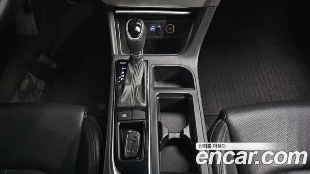 2017 Hyundai LF Sonata LPI Smart Sold VIN KMHE341DBHA320477 – front exterior 2017 Hyundai LF Sonata LPI Smart Sold VIN KMHE341DBHA320477 – front exterior