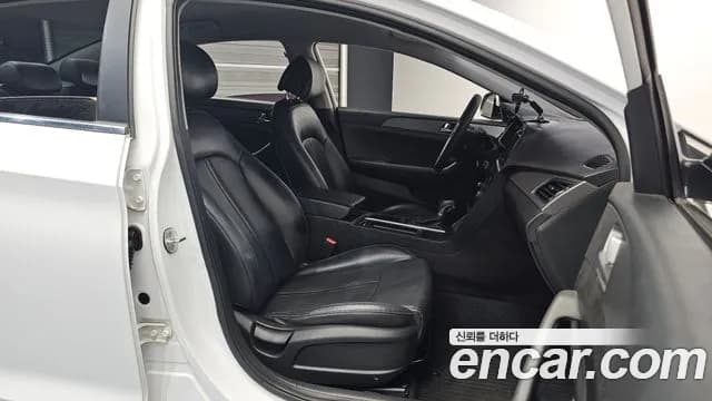 2017 Hyundai LF Sonata LPI Smart Sold VIN KMHE341DBHA321628 – photo 17 2017 Hyundai LF Sonata LPI Smart Sold VIN KMHE341DBHA321628 – photo 17