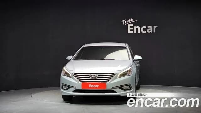 2017 Hyundai LF Sonata LPI TAXI Sold VIN KMHE341DBHA364535 – exterior detail 2017 Hyundai LF Sonata LPI TAXI Sold VIN KMHE341DBHA364535 – exterior detail