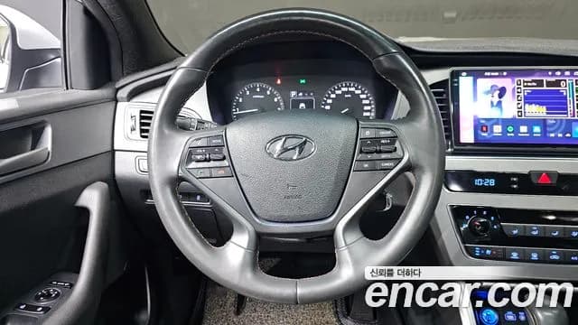 2017 Hyundai LF Sonata LPI TAXI Sold VIN KMHE341DBHA364535 – photo 13 2017 Hyundai LF Sonata LPI TAXI Sold VIN KMHE341DBHA364535 – photo 13