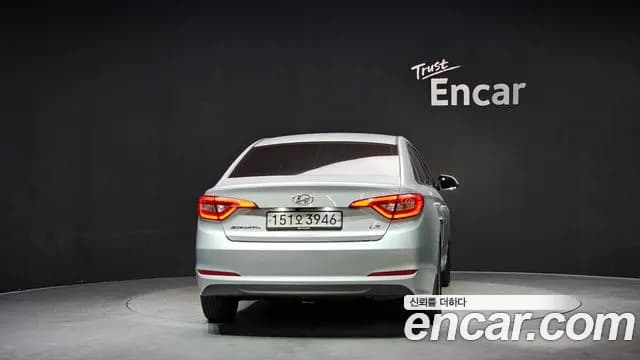 2017 Hyundai LF Sonata LPI TAXI Sold VIN KMHE341DBHA364535 – photo 19 2017 Hyundai LF Sonata LPI TAXI Sold VIN KMHE341DBHA364535 – photo 19