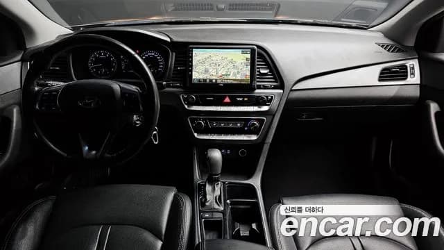 2018 Hyundai Sonata New Rise LPI Style Sold VIN KMHE341DBJA375231 – interior seats 2018 Hyundai Sonata New Rise LPI Style Sold VIN KMHE341DBJA375231 – interior seats