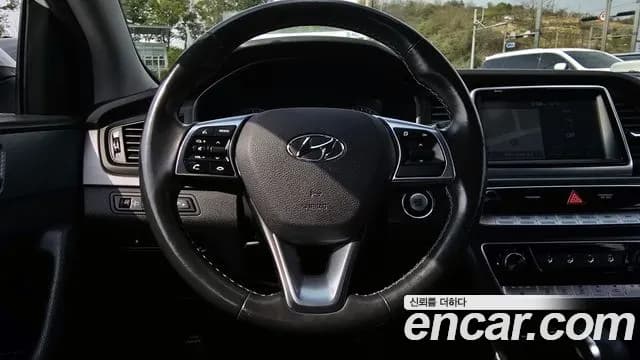 2018 Hyundai Sonata New Rise LPI Style Sold VIN KMHE341DBJA400108 – interior seats 2018 Hyundai Sonata New Rise LPI Style Sold VIN KMHE341DBJA400108 – interior seats