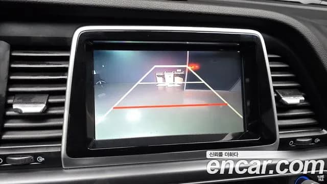2018 Hyundai Sonata New Rise LPI Taxi Sold VIN KMHE341DBJA404323 – interior seats 2018 Hyundai Sonata New Rise LPI Taxi Sold VIN KMHE341DBJA404323 – interior seats
