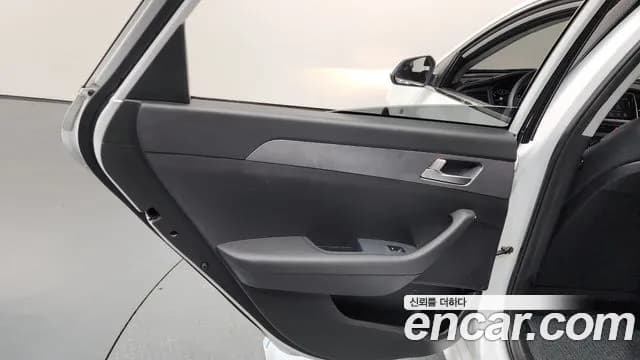 2018 Hyundai Sonata New Rise LPI Style Sold VIN KMHE341DBJA424509 – rear exterior 2018 Hyundai Sonata New Rise LPI Style Sold VIN KMHE341DBJA424509 – rear exterior