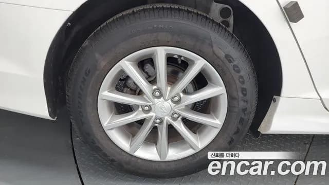 2018 Hyundai Sonata New Rise LPI Style Sold VIN KMHE341DBJA424509 – photo 11 2018 Hyundai Sonata New Rise LPI Style Sold VIN KMHE341DBJA424509 – photo 11