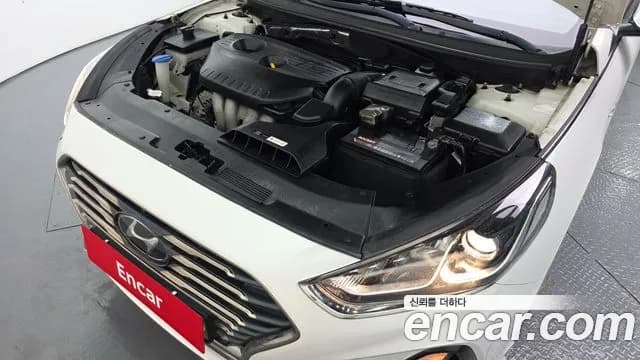 2019 Hyundai Sonata New Rise LPI Style Sold VIN KMHE341DBKA501802 – trunk area 2019 Hyundai Sonata New Rise LPI Style Sold VIN KMHE341DBKA501802 – trunk area