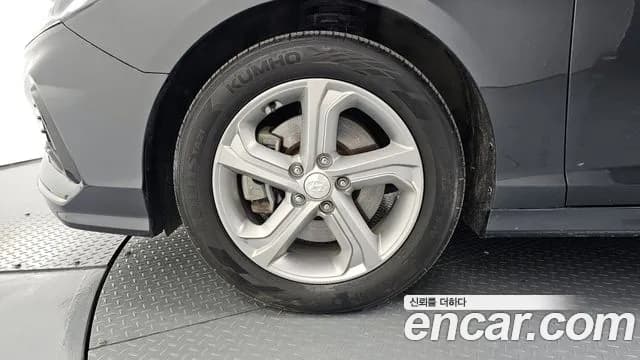 2019 Hyundai Sonata New Rise LPI Premium Sold VIN KMHE341DBKA550781 – front exterior 2019 Hyundai Sonata New Rise LPI Premium Sold VIN KMHE341DBKA550781 – front exterior