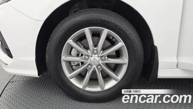 2020 Hyundai Sonata New Rise LPI Taxi Sold VIN KMHE341DBLA571719 – engine bay 2020 Hyundai Sonata New Rise LPI Taxi Sold VIN KMHE341DBLA571719 – engine bay