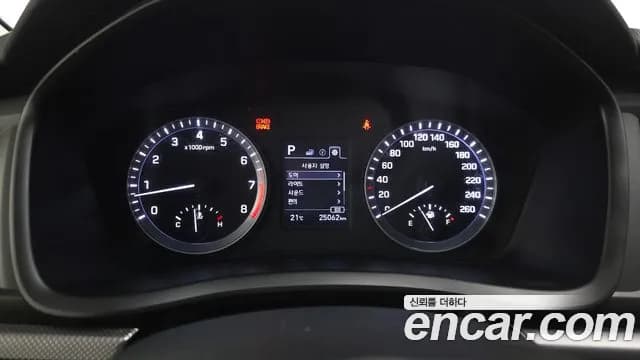 2020 Hyundai Sonata New Rise LPI Taxi Sold VIN KMHE341DBLA571719 – exterior detail 2020 Hyundai Sonata New Rise LPI Taxi Sold VIN KMHE341DBLA571719 – exterior detail